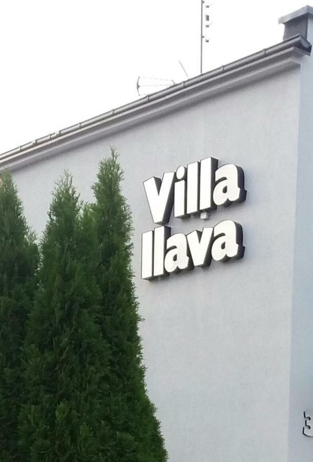 Villa Ilava ايوافا المظهر الخارجي الصورة